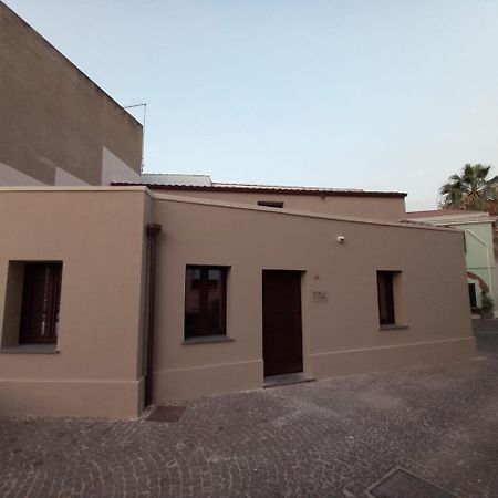 La Casetta Guest House Oristano Buitenkant foto